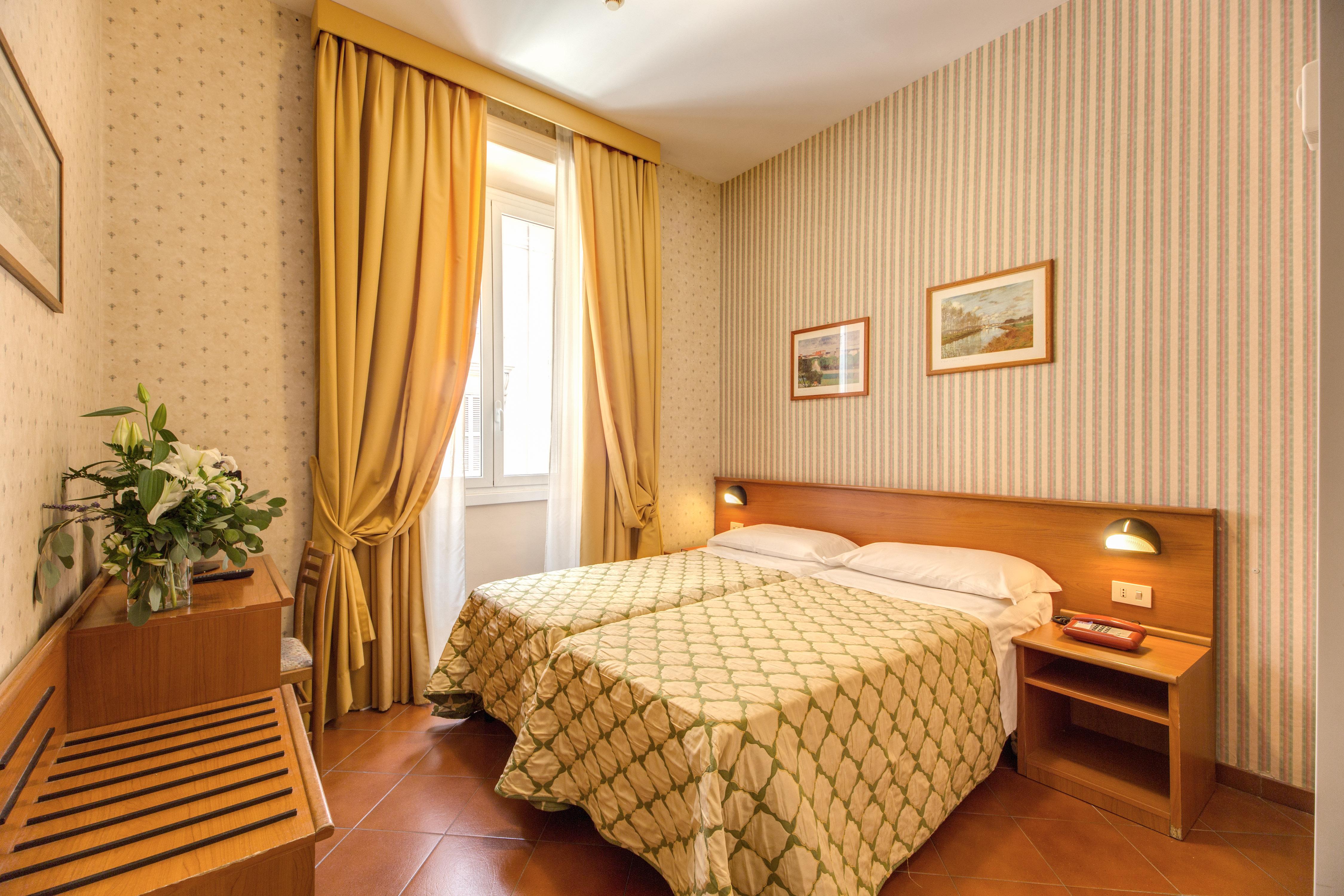 Hotel Corona Rome Exterior photo