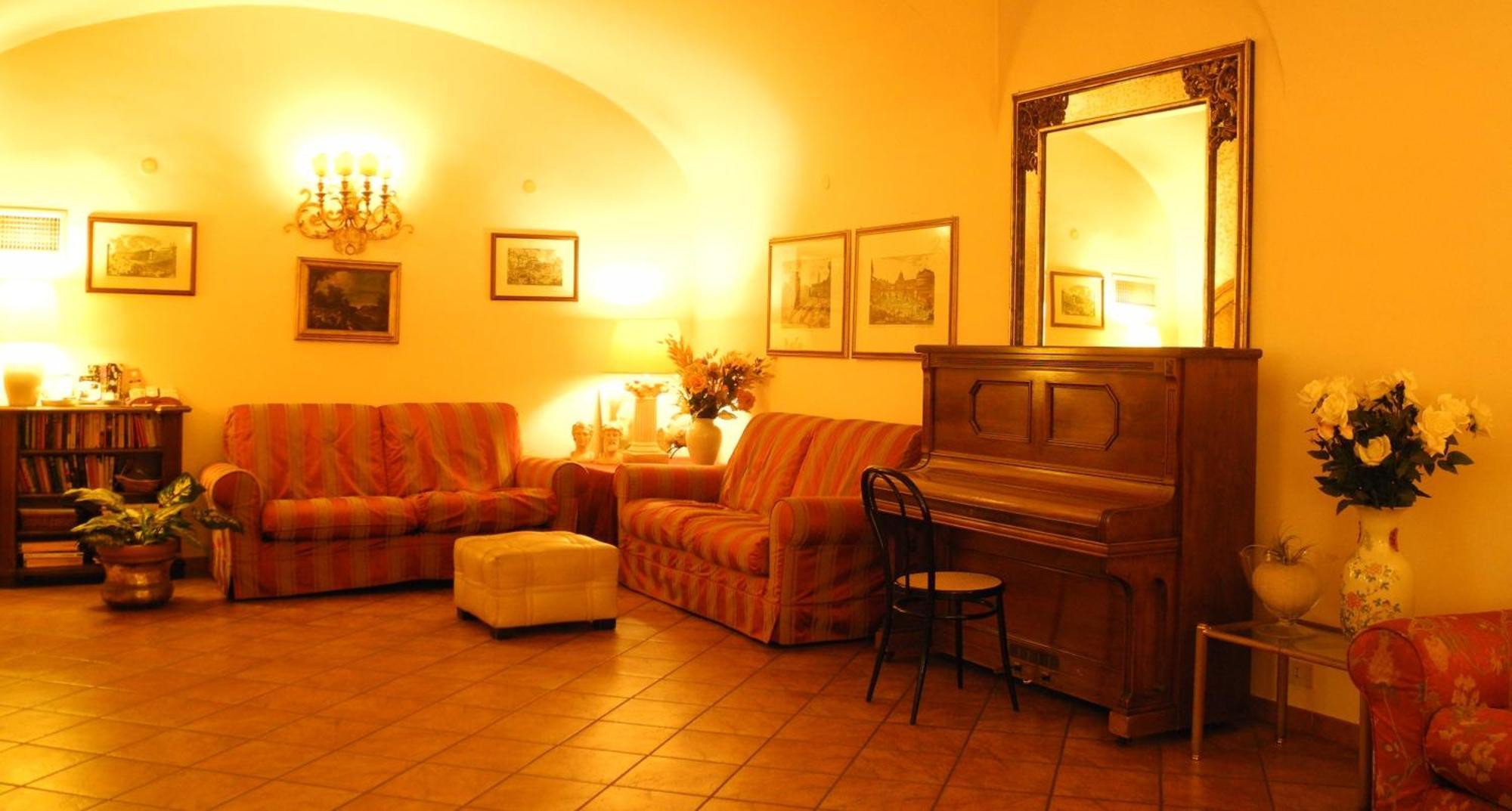 Hotel Corona Rome Exterior photo